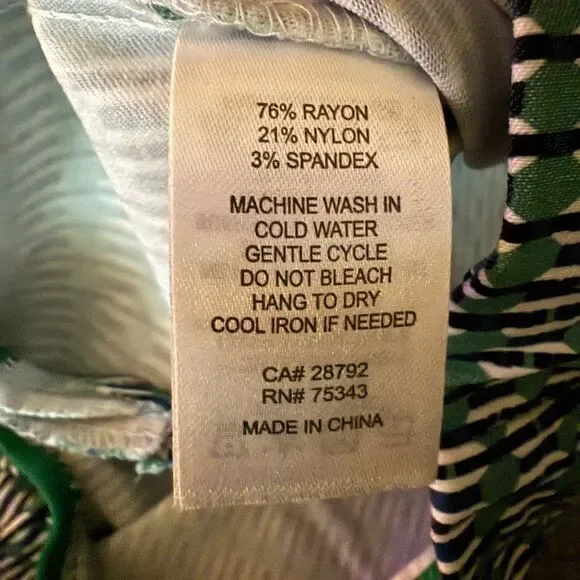 Rachel & Joe cropped boot cut pants, Size 14 - Picture 4 of 4